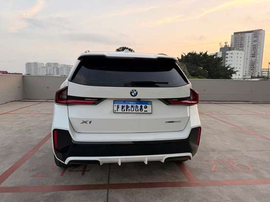 BMW-X1-2025