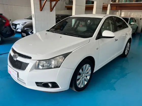 CHEVROLET CRUZE 1.8 LTZ 16V FLEX 4P AUTOMÁTICO CHEVROLET CRUZE 1.8 LTZ 16V FLEX 4P AUTOMÁTICO