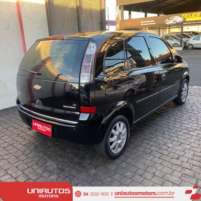 CHEVROLET-MERIVA-2010