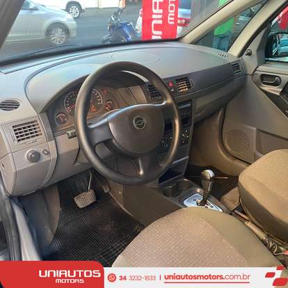 CHEVROLET-MERIVA-2010