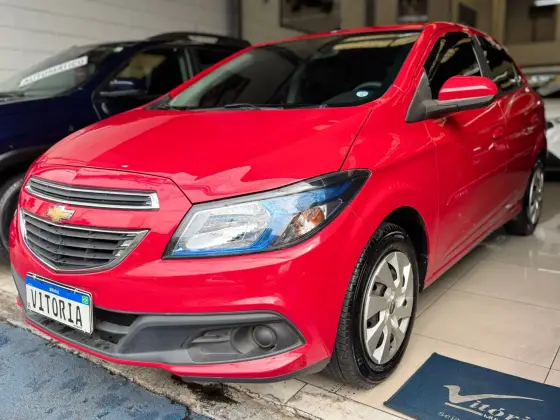 CHEVROLET ONIX 1.4 MPFI LT 8V FLEX 4P MANUAL CHEVROLET ONIX 1.4 MPFI LT 8V FLEX 4P MANUAL