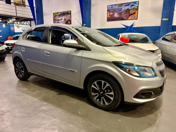 CHEVROLET ONIX 1.4 MPFI LTZ 8V FLEX 4P MANUAL CHEVROLET ONIX 1.4 MPFI LTZ 8V FLEX 4P MANUAL