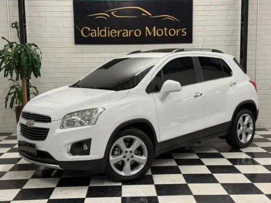 CHEVROLET-TRACKER-2015