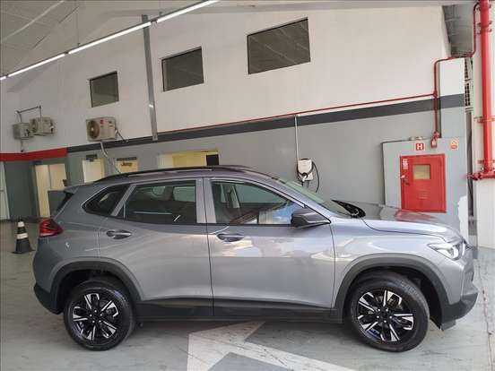 CHEVROLET-TRACKER-2021