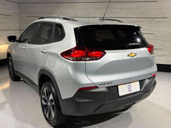CHEVROLET-TRACKER-2021
