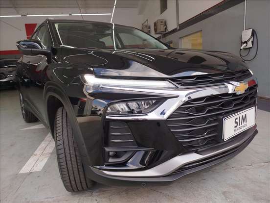 CHEVROLET-TRACKER-2025