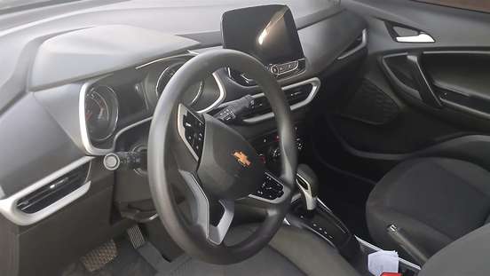 CHEVROLET-TRACKER-2020