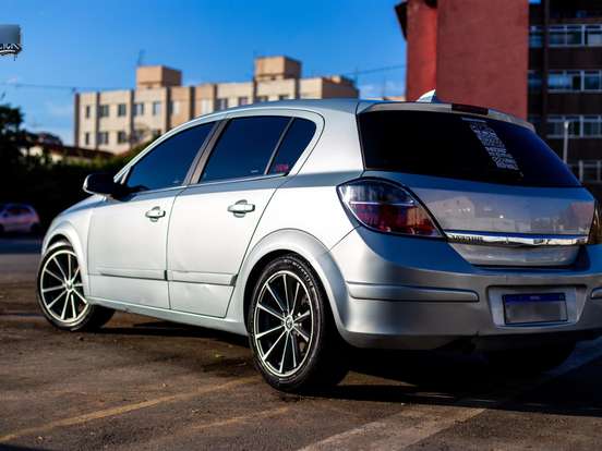 CHEVROLET-VECTRA-2.0 MPFI GT HATCH 8V FLEX 4P MANUAL CHEVROLET-VECTRA-2009