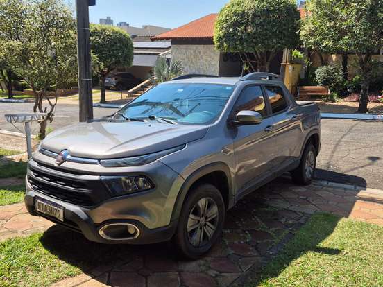 FIAT-TORO-2021
