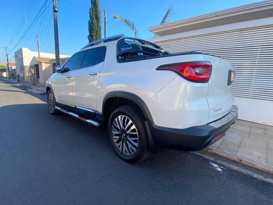 FIAT-TORO-2.0 16V TURBO DIESEL RANCH 4WD AT9 FIAT-TORO-2024
