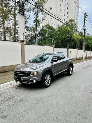 FIAT TORO 2.0 16V TURBO DIESEL VOLCANO 4WD AT9