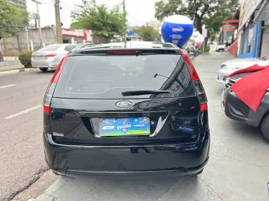 FORD-FIESTA-2013