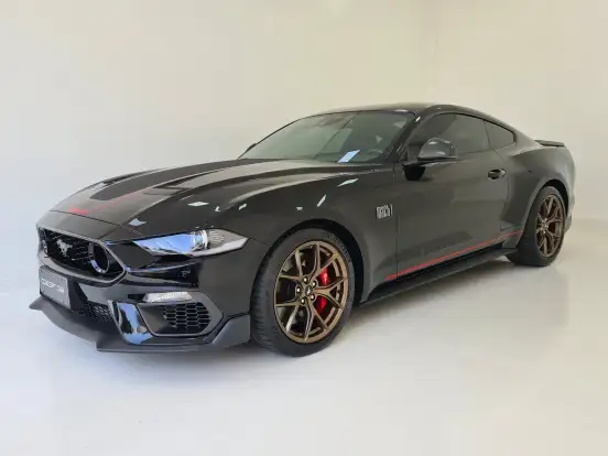 FORD-MUSTANG-2023