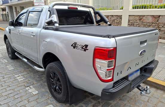 FORD-RANGER-2013