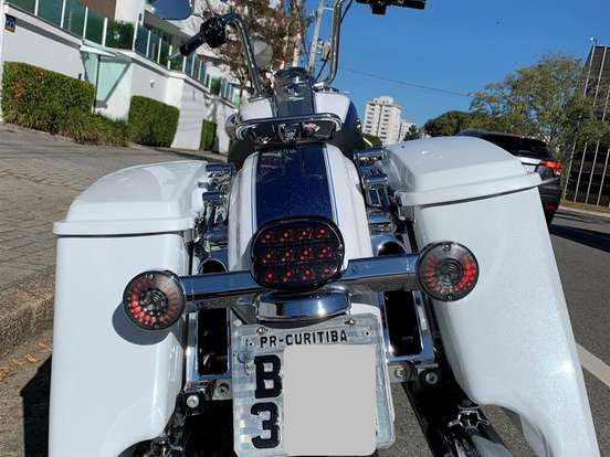 HARLEY-DAVIDSON-ROAD KING CLASSIC HARLEY-DAVIDSON-ROAD KING CLASSIC-2014