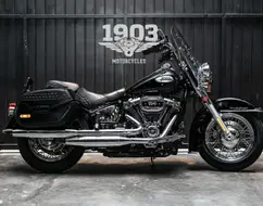 HARLEY-DAVIDSON SOFTAIL HERITAGE CLASSIC 114 HARLEY-DAVIDSON SOFTAIL HERITAGE CLASSIC 114