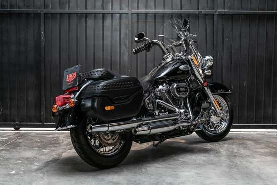 HARLEY-DAVIDSON-SOFTAIL HERITAGE CLASSIC 114-2022