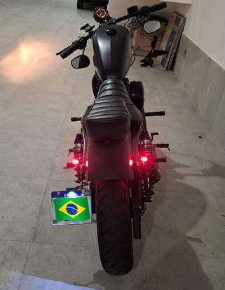 HARLEY-DAVIDSON-SPORTSTER IRON 883-2020