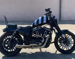 HARLEY-DAVIDSON SPORTSTER ROADSTER HARLEY-DAVIDSON SPORTSTER ROADSTER