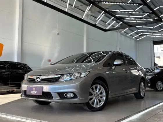 HONDA CIVIC 2.0 LXR 16V FLEX 4P AUTOMÁTICO HONDA CIVIC 2.0 LXR 16V FLEX 4P AUTOMÁTICO