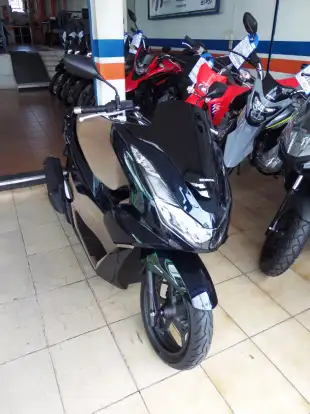 HONDA-PCX 160 DLX-2025