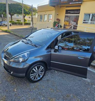 HONDA-FIT-2006