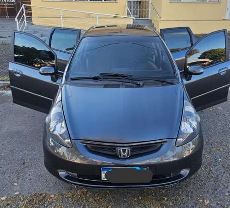 HONDA-FIT-2006