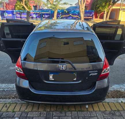 HONDA-FIT-2006
