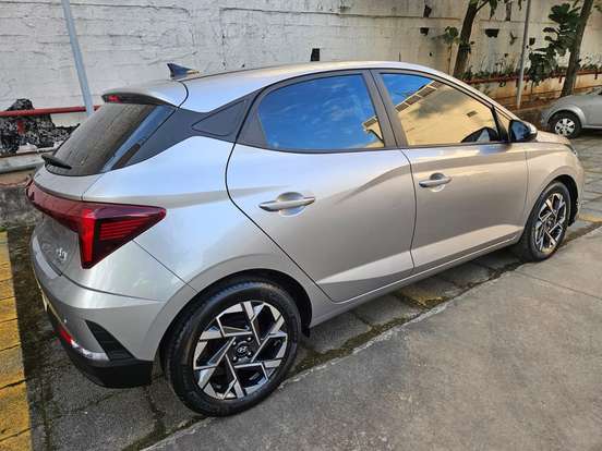 HYUNDAI-HB20-2022