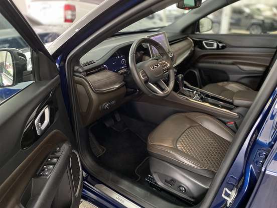 JEEP-COMMANDER-2022