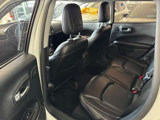 JEEP-COMPASS-2.0 16V DIESEL LONGITUDE 4X4 AUTOMÁTICO JEEP-COMPASS-2018