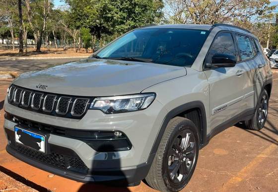JEEP COMPASS 1.3 T270 TURBO FLEX LONGITUDE AT6