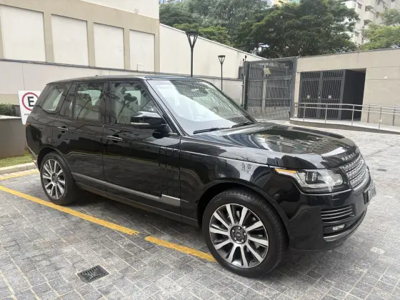 LAND ROVER RANGE ROVER VOGUE 4.4 AUTOBIOGRAPHY SDV8 4X4 TURBO DIESEL 4P AUTOMÁTICO LAND ROVER RANGE ROVER VOGUE 4.4 AUTOBIOGRAPHY SDV8 4X4 TURBO DIESEL 4P AUTOMÁTICO
