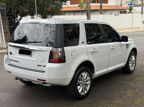 LAND ROVER-FREELANDER 2-2.2 SE SD4 16V TURBO DIESEL 4P AUTOMÁTICO LAND ROVER-FREELANDER 2-2015