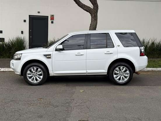 LAND ROVER-FREELANDER 2-2.2 SE SD4 16V TURBO DIESEL 4P AUTOMÁTICO LAND ROVER-FREELANDER 2-2015