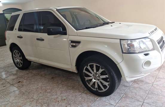 LAND ROVER-FREELANDER-3.2 HSE 6 CILINDROS 24V GASOLINA 4P AUTOMÁTICO LAND ROVER-FREELANDER-2009