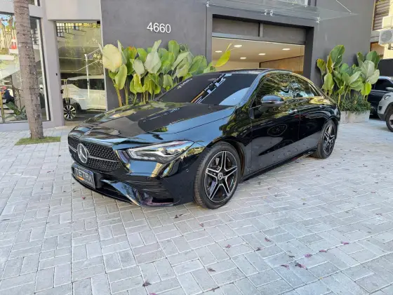 MERCEDES-BENZ CLA 200 1.3 MHEV AMG LINE 7G-DCT MERCEDES-BENZ CLA 200 1.3 MHEV AMG LINE 7G-DCT