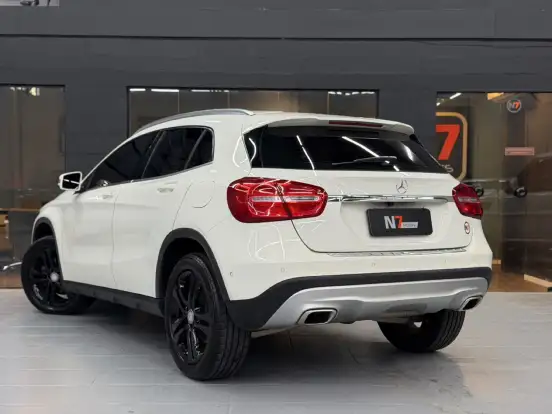 MERCEDES-BENZ-GLA 200-1.6 CGI ADVANCE 16V TURBO FLEX 4P AUTOMÁTICO MERCEDES-BENZ-GLA 200-2016
