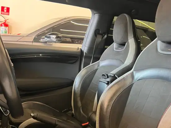 MINI-COOPER-2.0 16V TWINPOWER GASOLINA JOHN COOPER WORKS 2P STEPTRONIC MINI-COOPER-2019