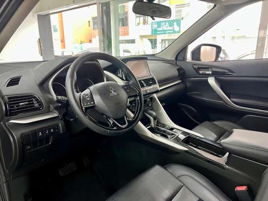 MITSUBISHI-ECLIPSE CROSS-1.5 MIVEC TURBO GASOLINA HPE CVT MITSUBISHI-ECLIPSE CROSS-2023