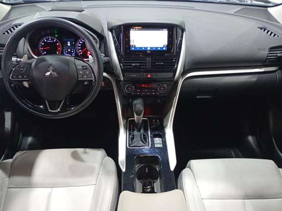 MITSUBISHI-ECLIPSE CROSS-1.5 MIVEC TURBO GASOLINA HPE-S CVT MITSUBISHI-ECLIPSE CROSS-2022