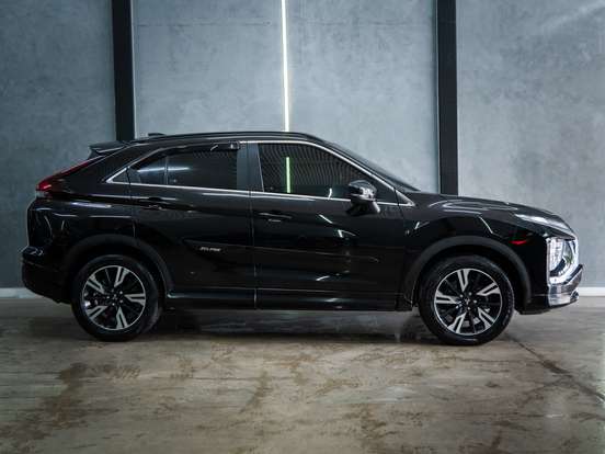 MITSUBISHI-ECLIPSE CROSS-2022