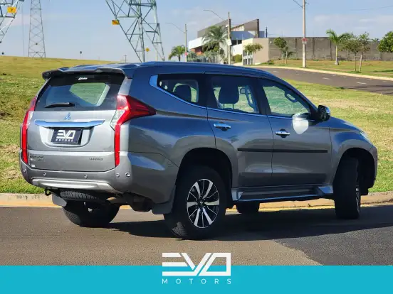 MITSUBISHI-PAJERO SPORT-2.4 16V MIVEC TURBO DIESEL HPE AWD AUTOMÁTICO MITSUBISHI-PAJERO SPORT-2020