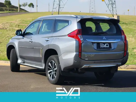 MITSUBISHI-PAJERO SPORT-2.4 16V MIVEC TURBO DIESEL HPE AWD AUTOMÁTICO MITSUBISHI-PAJERO SPORT-2020