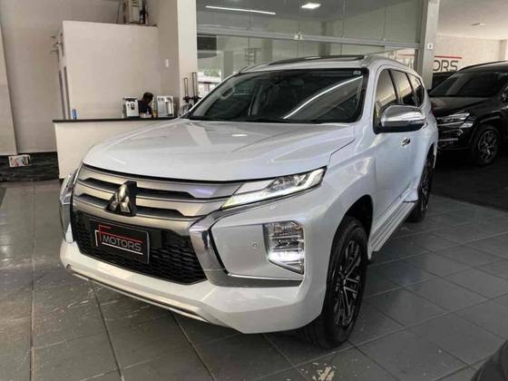 MITSUBISHI PAJERO SPORT 2.4 16V MIVEC TURBO DIESEL HPE-S AWD AUTOMÁTICO
