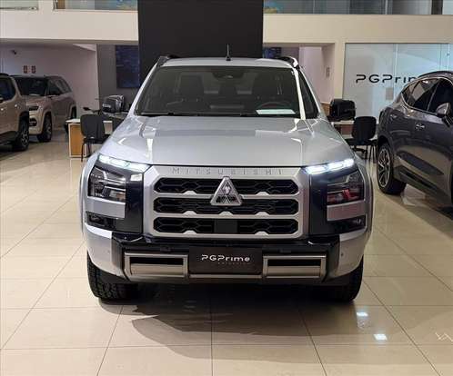 MITSUBISHI-TRITON-2.4 BITURBO DIESEL CD KATANA 4X4 AUTOMÁTICO MITSUBISHI-TRITON-2025