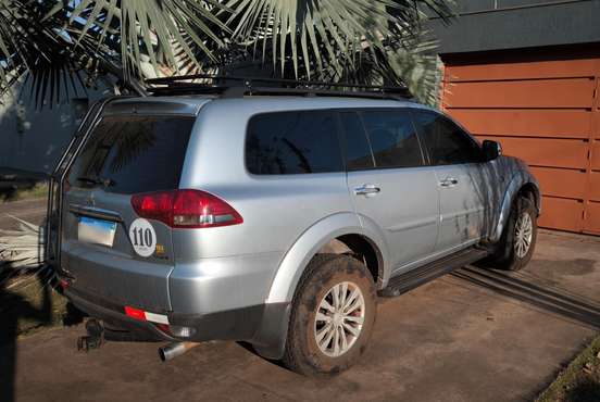 MITSUBISHI-PAJERO-2016