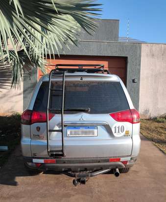 MITSUBISHI-PAJERO-2016