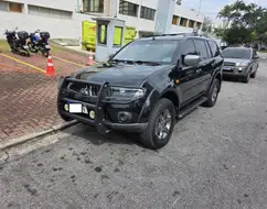 MITSUBISHI PAJERO DAKAR 3.2 HPE 4X4 7 LUGARES 16V TURBO INTERCOOLER DIESEL 4P AUTOMÁTICO MITSUBISHI PAJERO DAKAR 3.2 HPE 4X4 7 LUGARES 16V TURBO INTERCOOLER DIESEL 4P AUTOMÁTICO