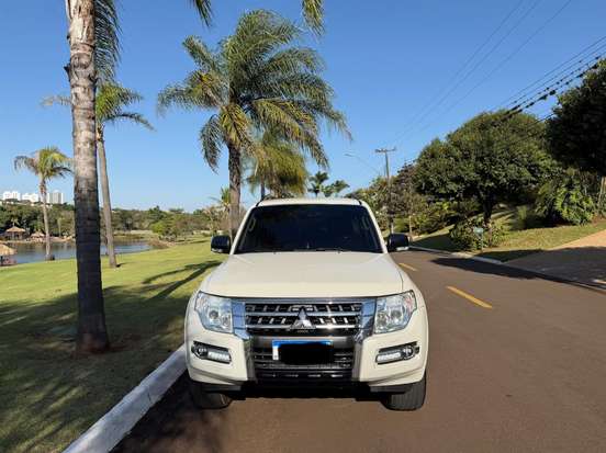 MITSUBISHI-PAJERO FULL-2020